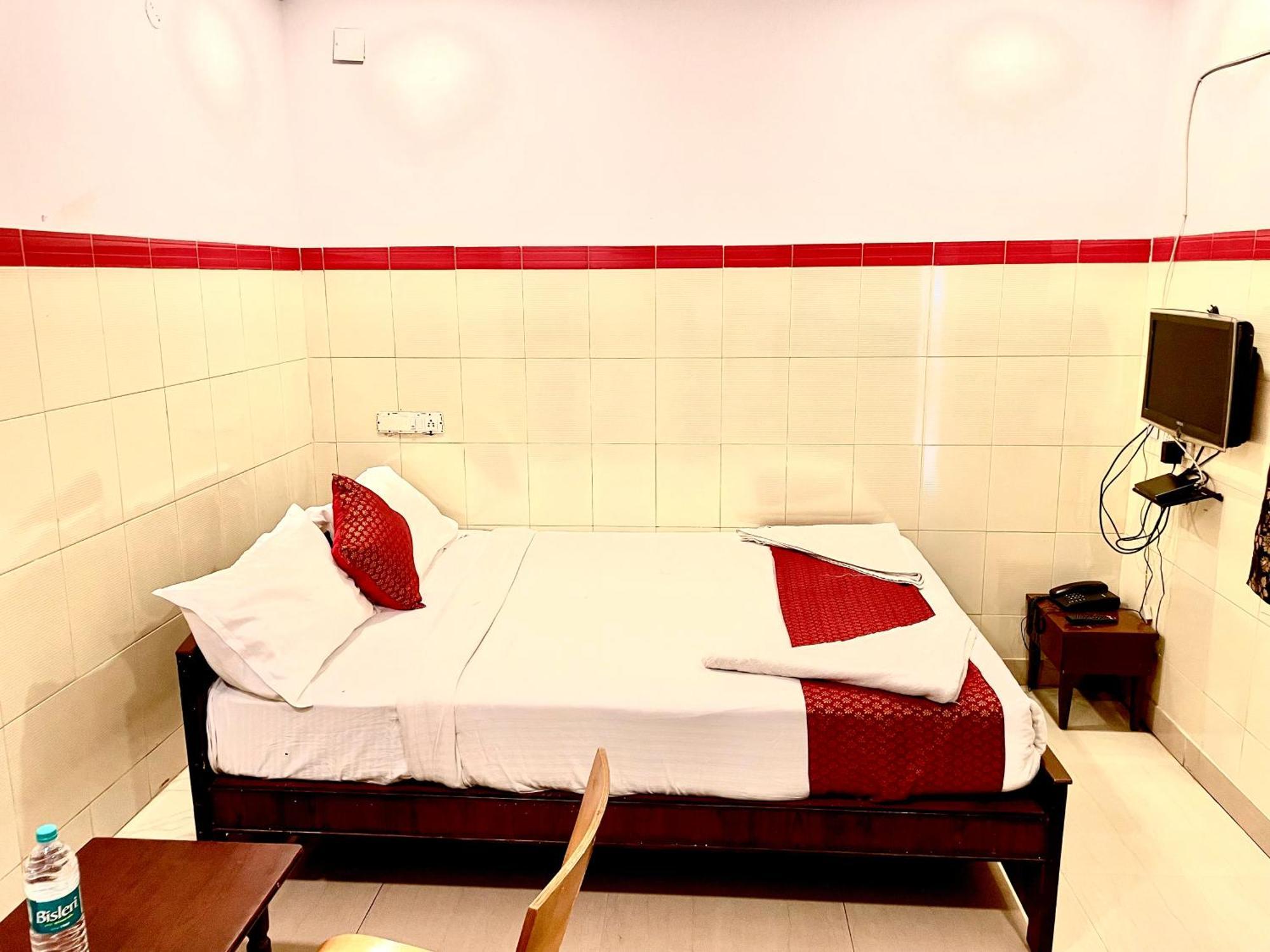 Hotel Sita Grand Shamshabad Bagian luar foto