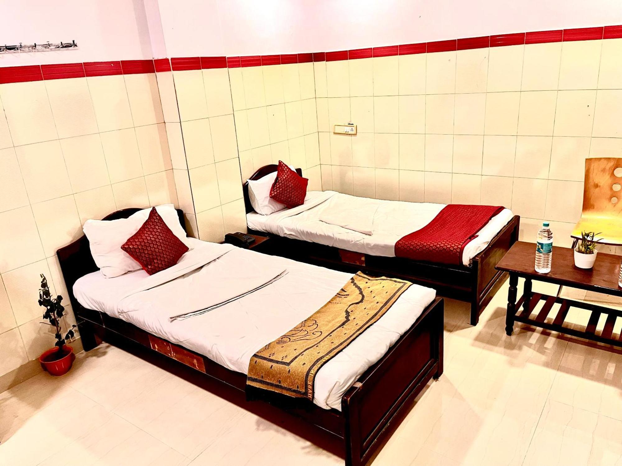 Hotel Sita Grand Shamshabad Bagian luar foto