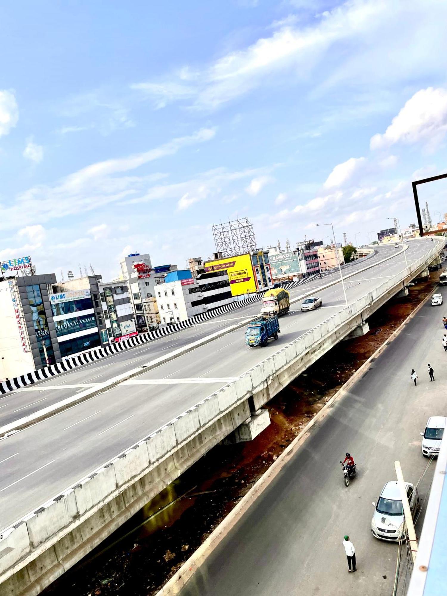 Hotel Sita Grand Shamshabad Bagian luar foto