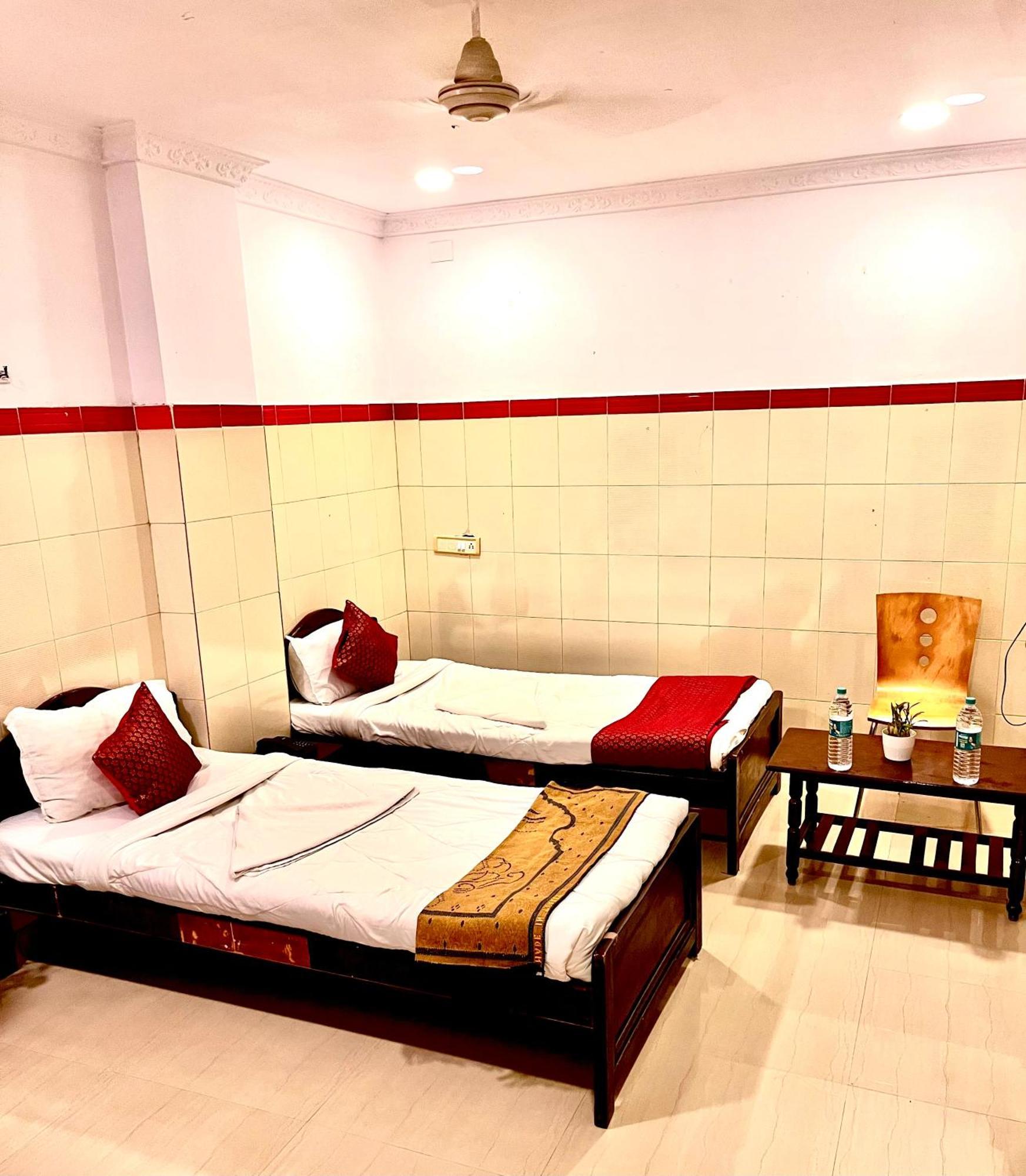 Hotel Sita Grand Shamshabad Bagian luar foto